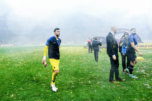 捏了一把冷 捏了一把冷