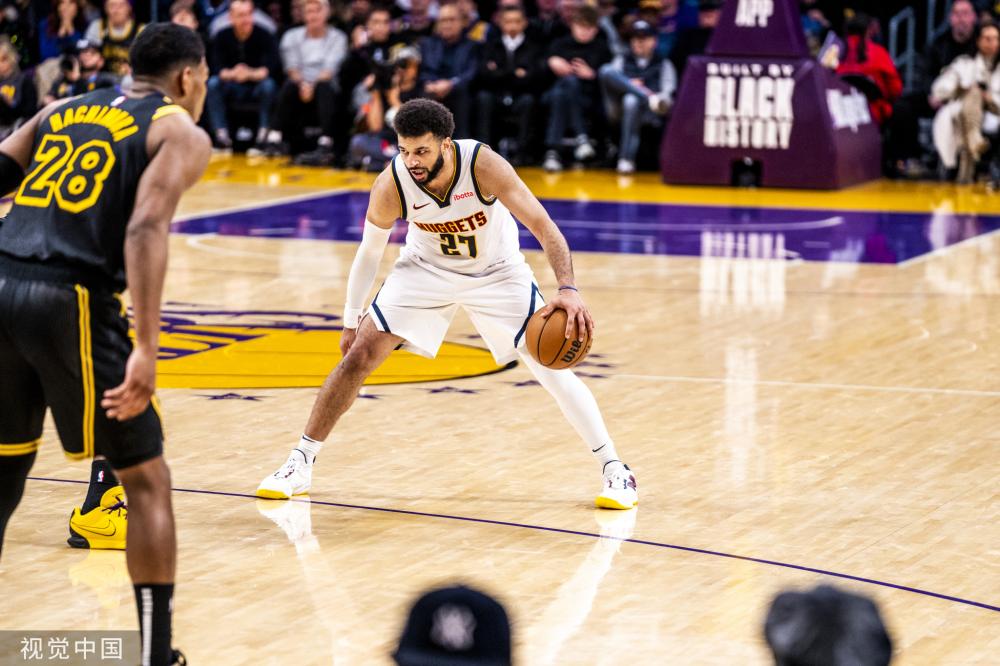 但他凭借坚 但他凭借坚