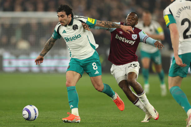 基础设施建 基础设施建